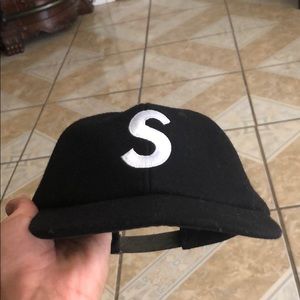 Supreme wool S logo I bought on stock x
